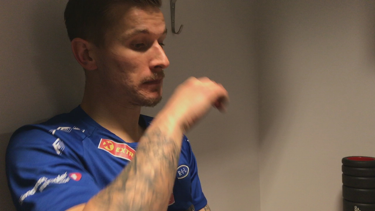 9F3FD82C-E51A-4F0E-A394-9E78B0CF19F8.MOV